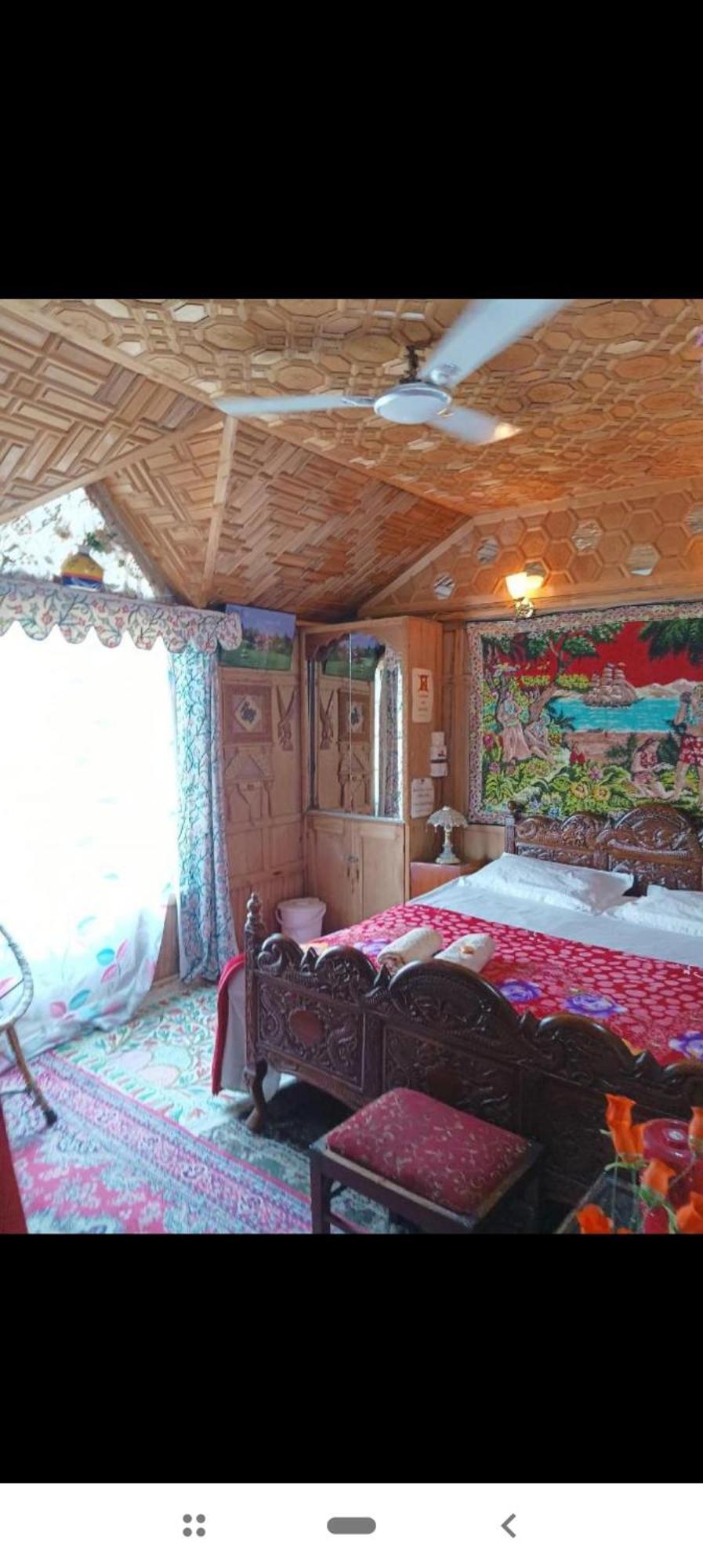 Hotel New Minar Group Of Houseboats Srīnagar Exterior foto