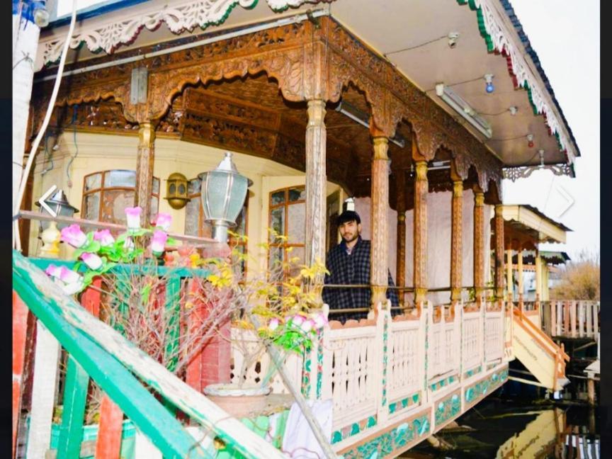 Hotel New Minar Group Of Houseboats Srīnagar Exterior foto
